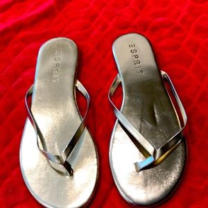 ESPRIT Gold Metallic Flip Flop